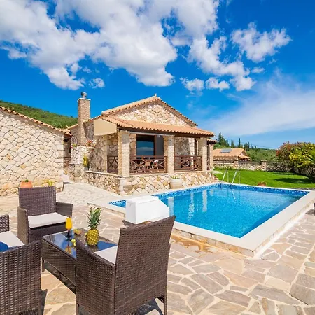 La Isla With Private Pool Vila Mouzákion