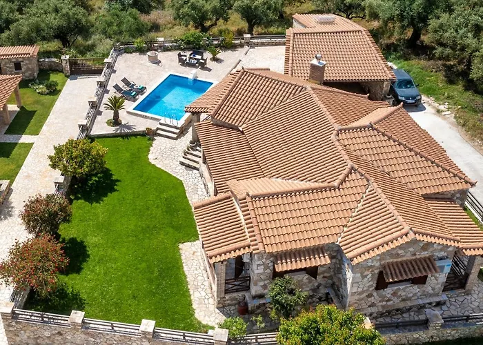 Villa La Isla With Private Pool