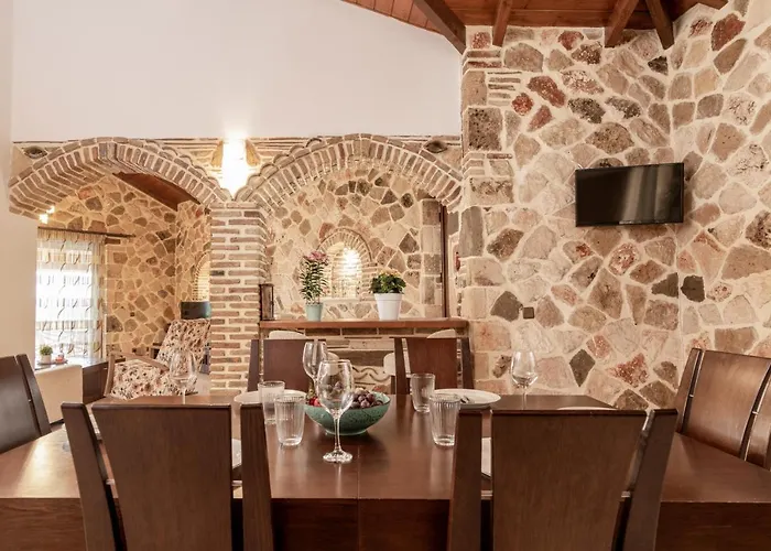 Villa La Isla With Private Pool *