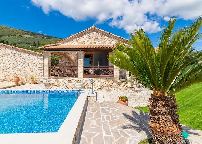 Villa La Isla With Private Pool Mouzákion