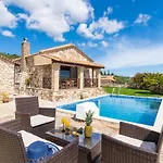 빌라 La Isla With Private Pool *
