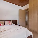 La Isla With Private Pool 빌라 Mouzákion
